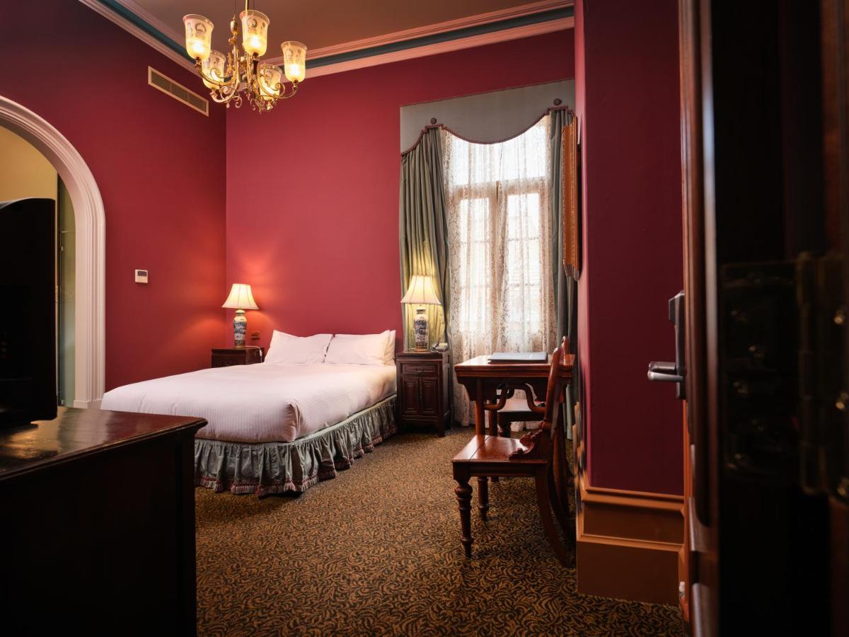 Craig'S Royal Hotel Ballarat Exterior foto A room at the hotel